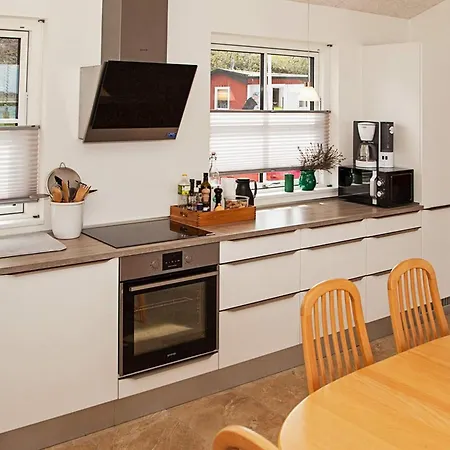Feriehus 5 Person Holiday In Fars